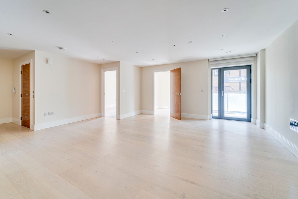 Property photo 1 of 12 Ndb02390_Enfused