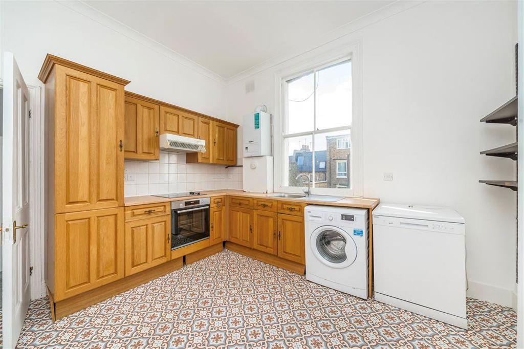 Property photo 3 of 5