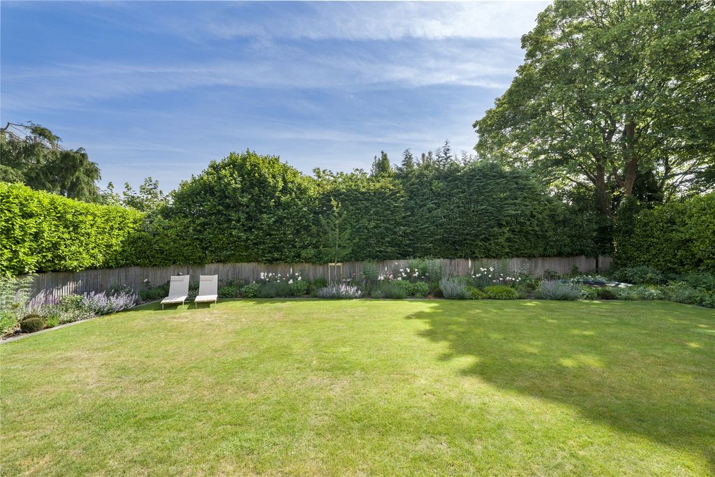 Property photo 2 of 18 Picture No. 38