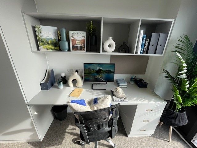 Property photo 2 of 16
