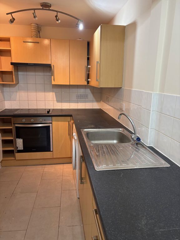 Property photo 3 of 6 Picture No. 09