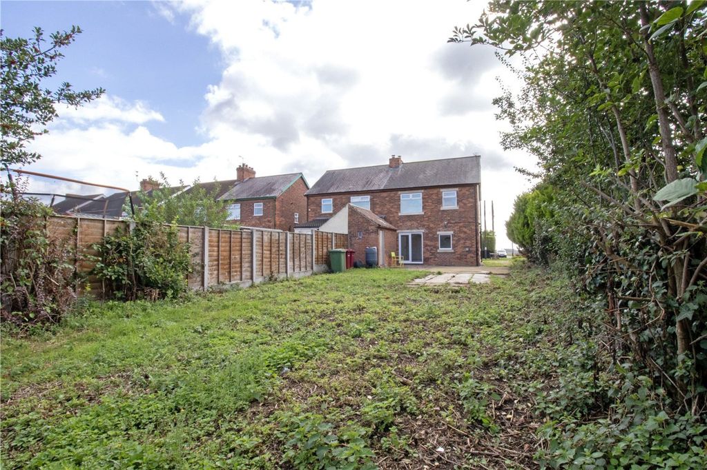 Property photo 2 of 18 Picture No. 02