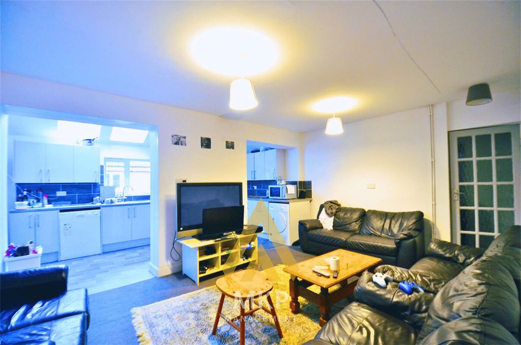 Property photo 1 of 18 4.Png