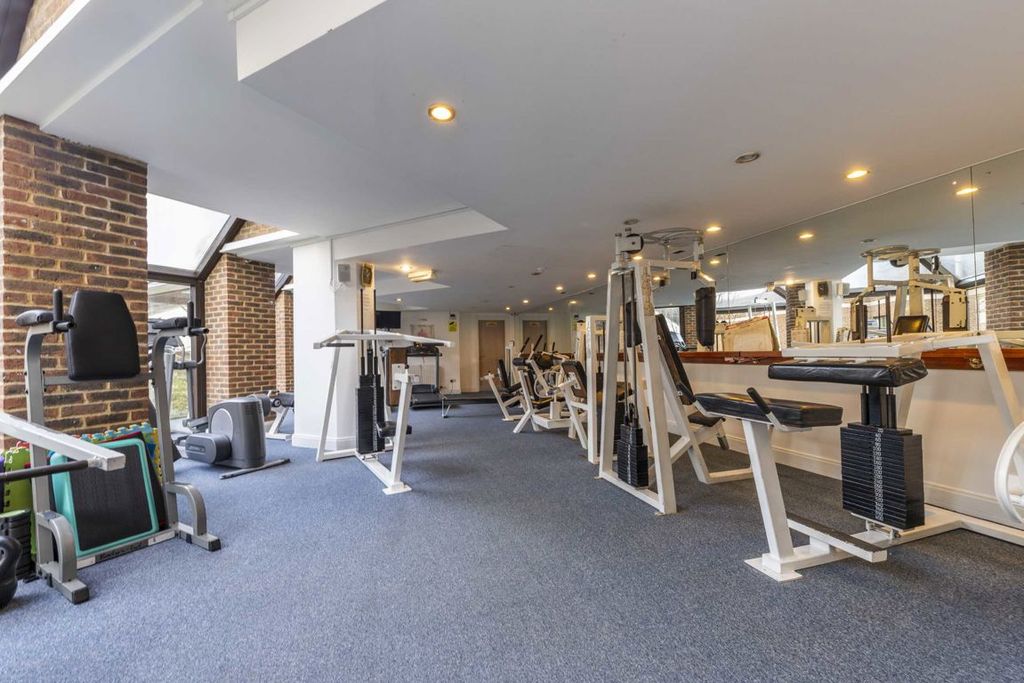 Property photo 3 of 3