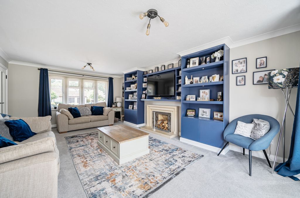 Property photo 3 of 20 1482997-2-6A3Cec5...