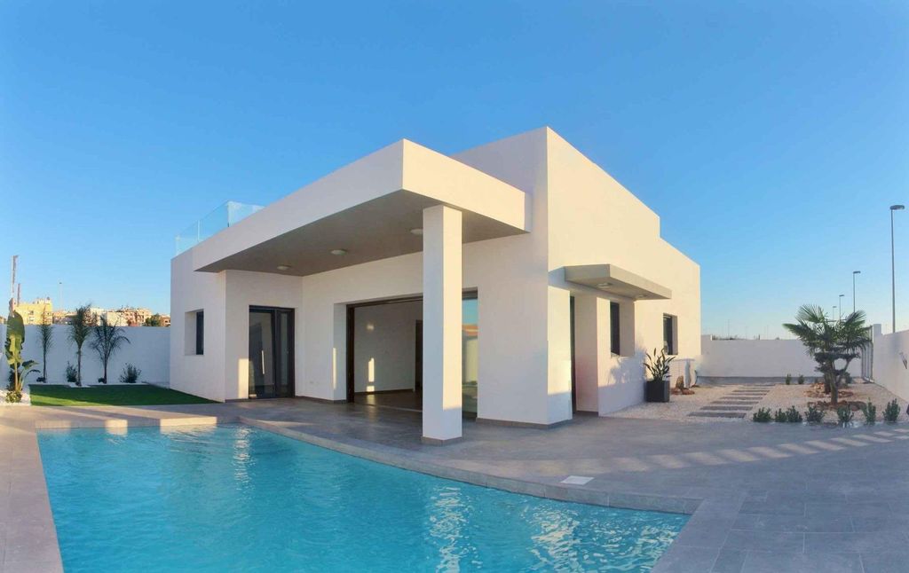 Property photo 1 of 29