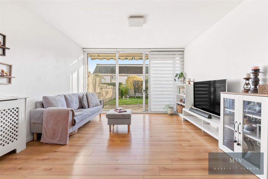 Property photo 3 of 16 Alpine Close 36 MV-2.Jpg