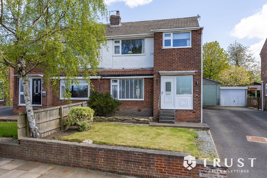 Property photo 1 of 45