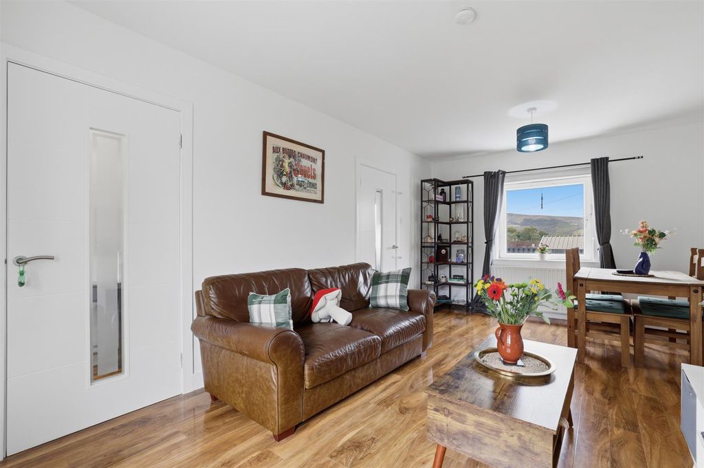 Property photo 2 of 22 4m2A0172.Jpg