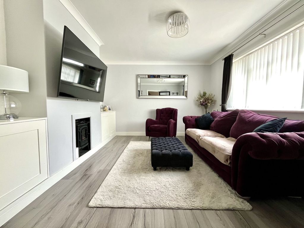 Property photo 2 of 12 Not Specified