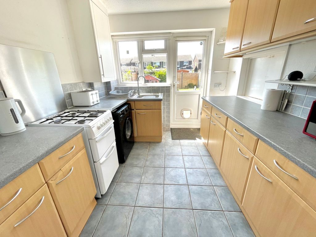 Property photo 3 of 9