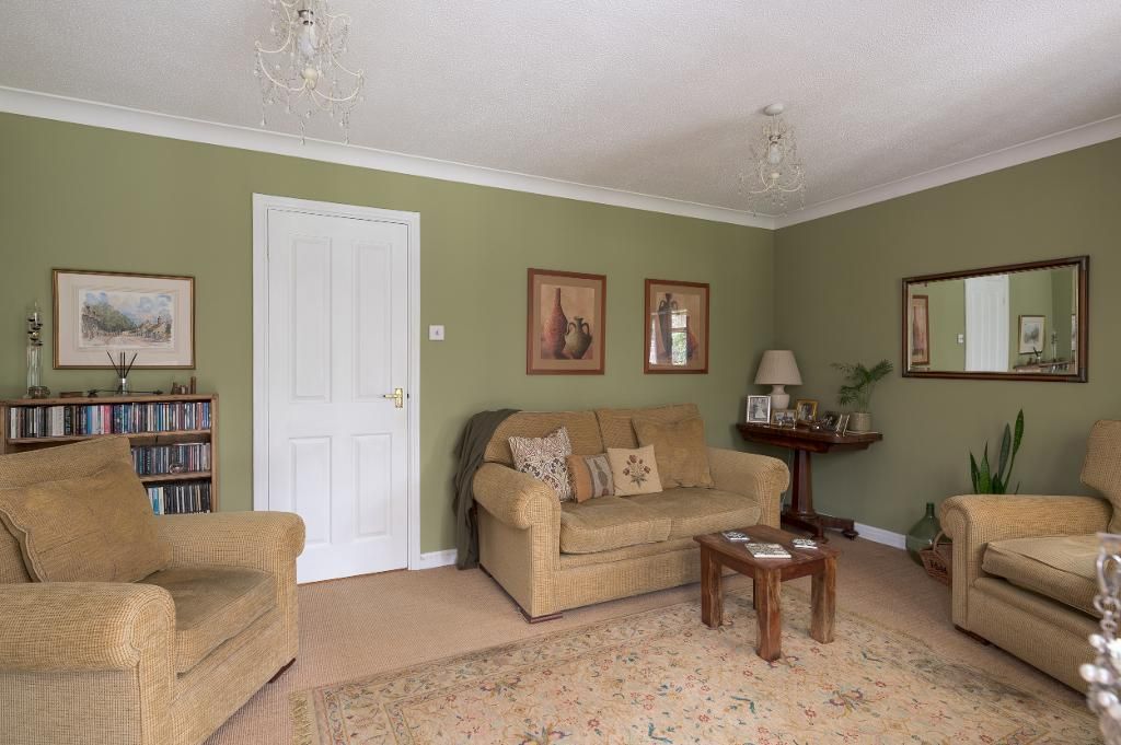 Property photo 2 of 28 Living Room