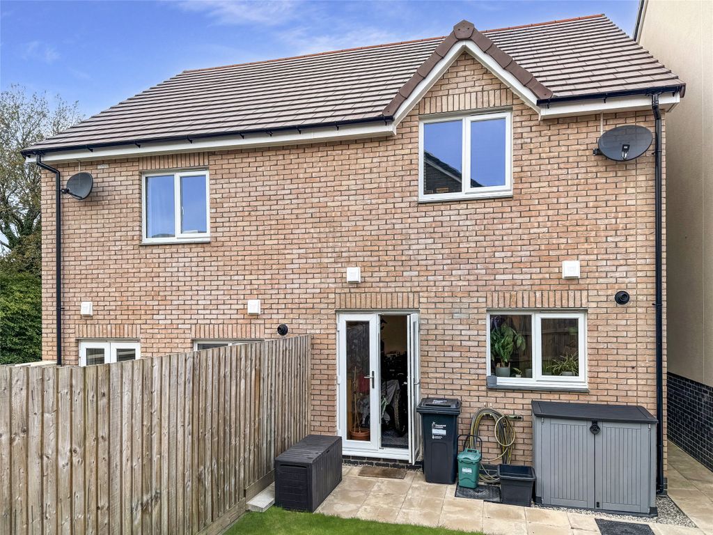 Property photo 3 of 12 Picture No. 11