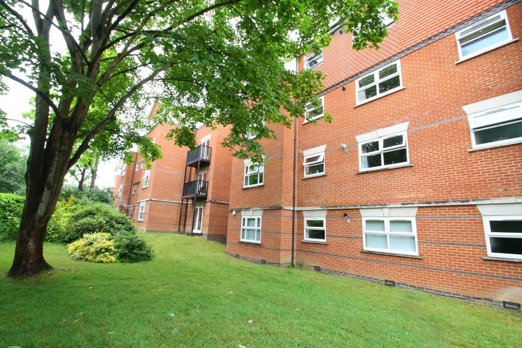 Property photo 2 of 9