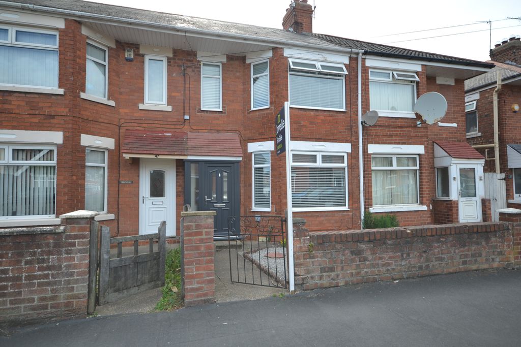 Property photo 1 of 12