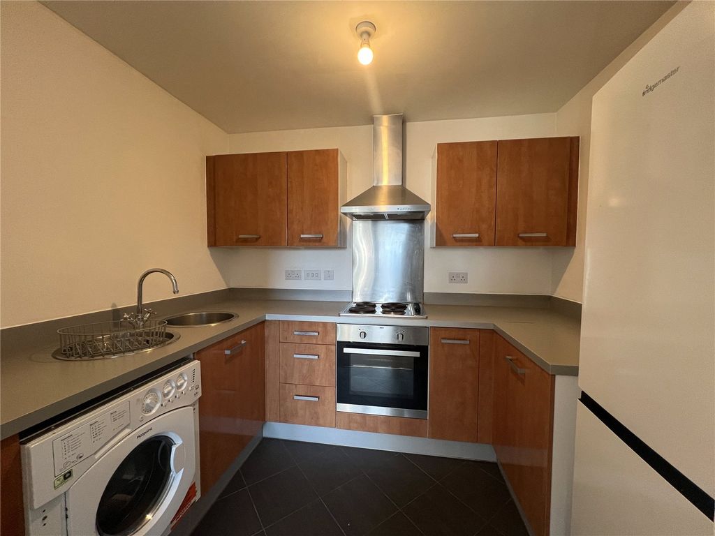 Property photo 2 of 8 Picture No. 05