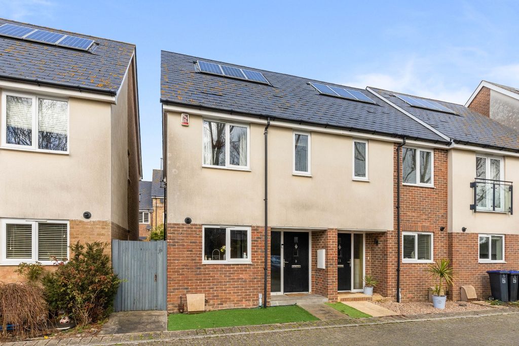 Property photo 1 of 14 3850600