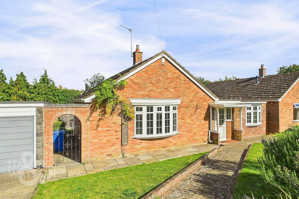 Property photo 1 of 29