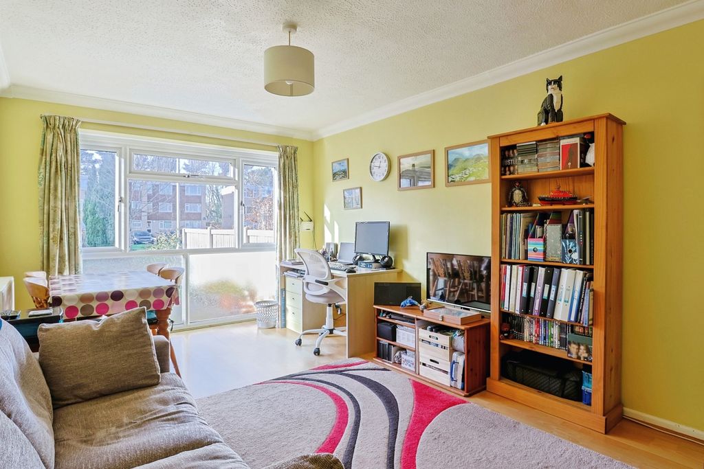 Property photo 2 of 17 Pbox-Img.Jpg