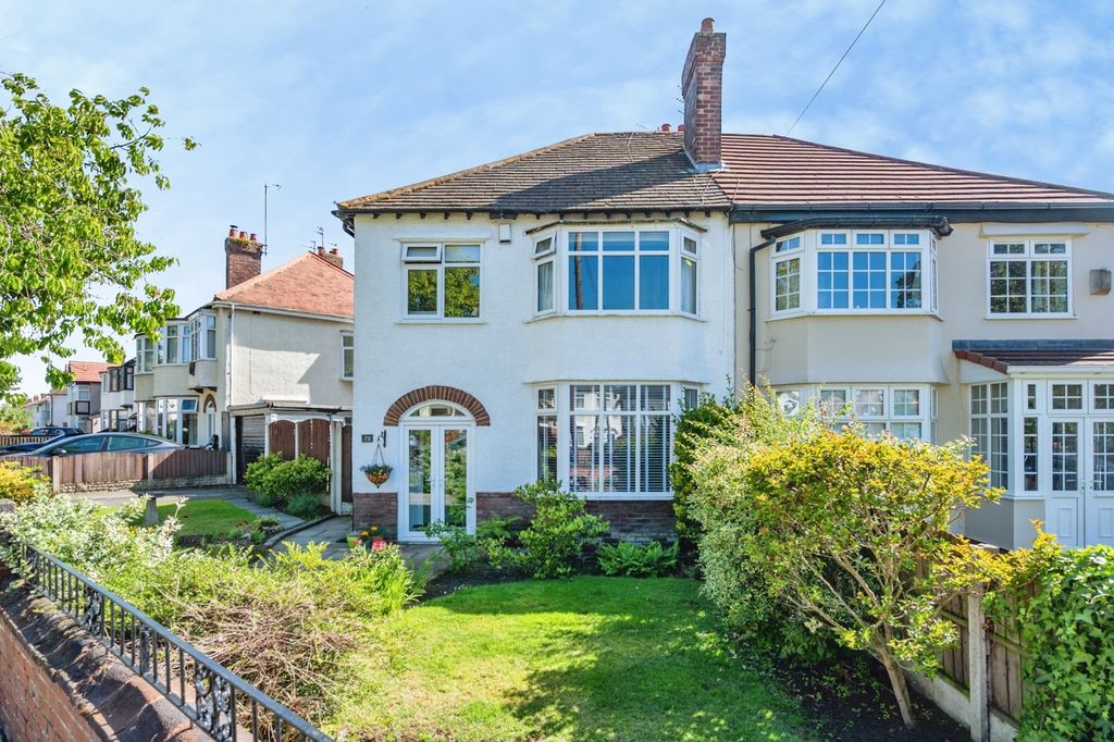 Property photo 1 of 18 Pbox-Img.Jpg
