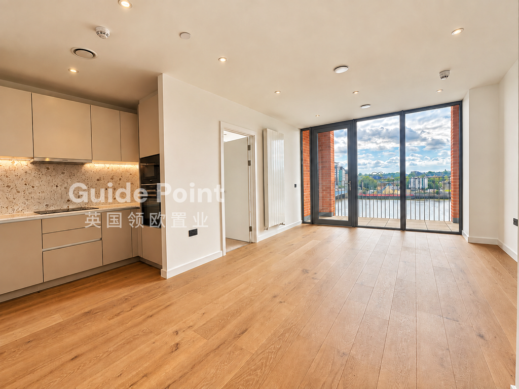 Property photo 1 of 12