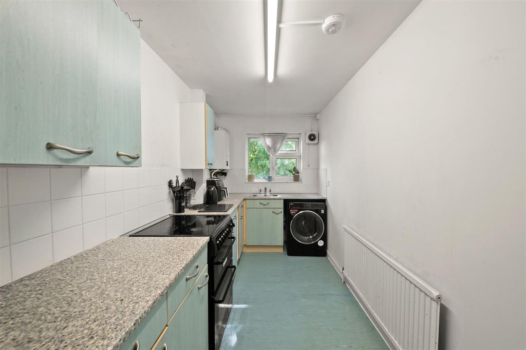 Property photo 3 of 8 Dsc_2116-Edit.Jpg