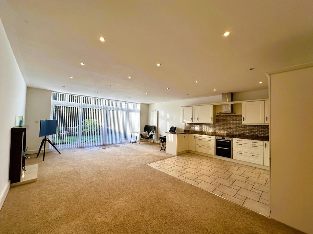 Property photo 3 of 27 Img_6127.Jpg