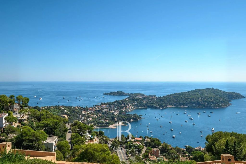 Property photo 1 of 24 Villefranche-Sur-Mer - Vinaigrier - 2,530 Sqm Plot - Sea And Cap-Ferrat Views