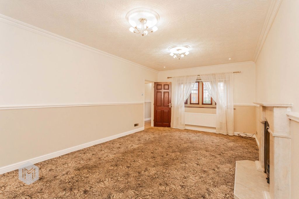 Property photo 2 of 29 Photograph