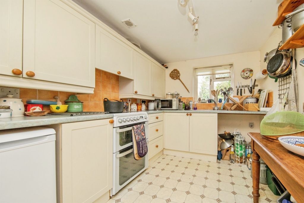 Property photo 3 of 20