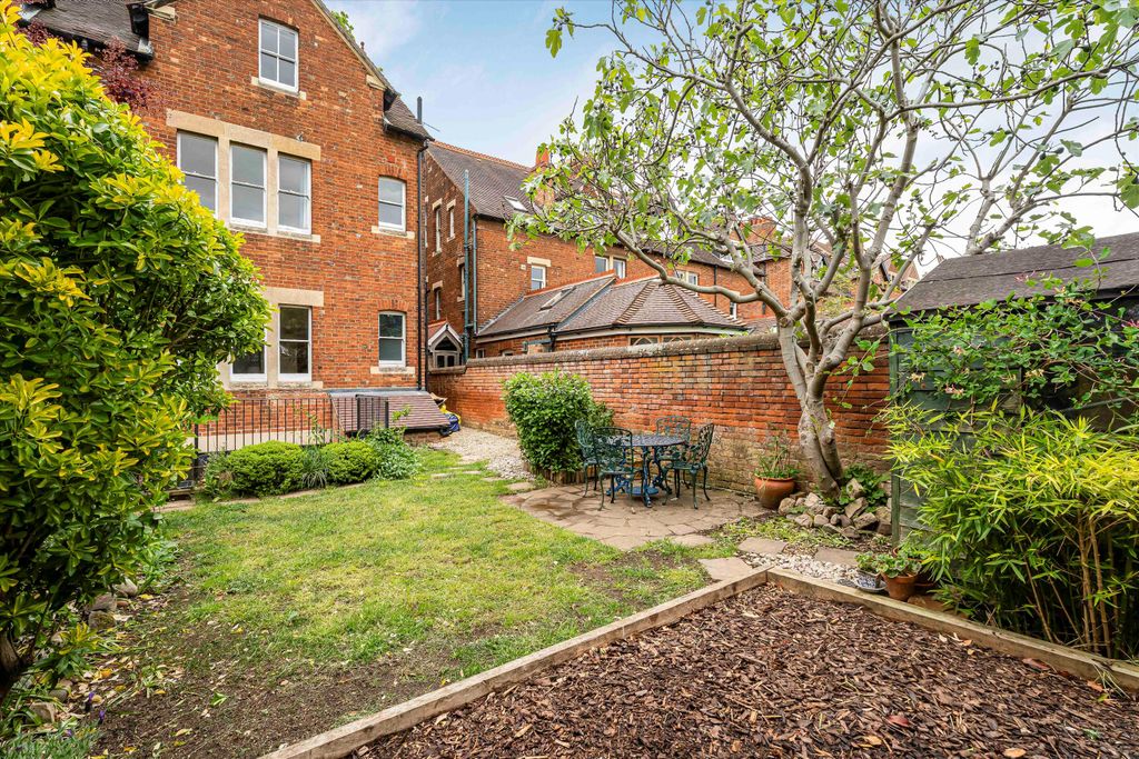 Additional image 28 of 4 bed semi-detached house for salePolstead Road, Oxford, Oxfordshire OX2
