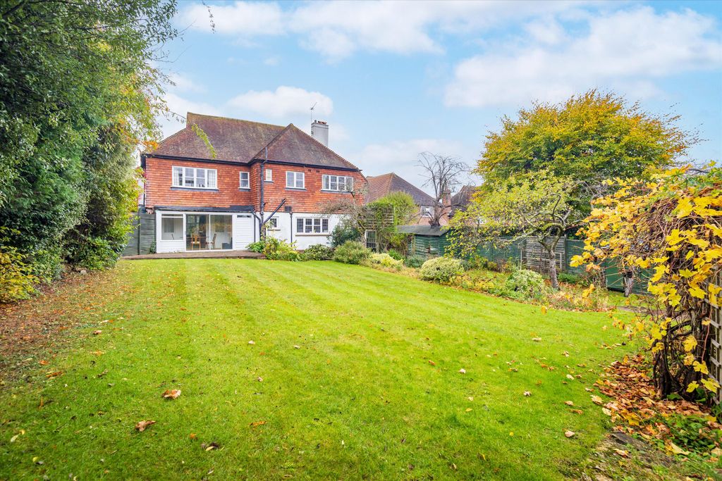 Property photo 2 of 11 Image