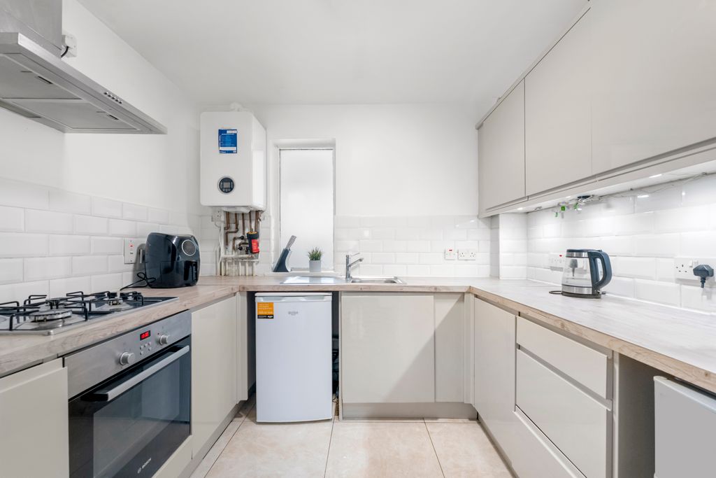 Property photo 3 of 16 Floorplan