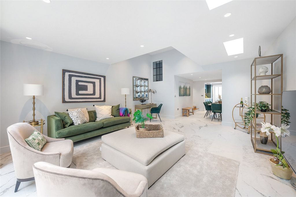 Property photo 1 of 24 Picture No. 13