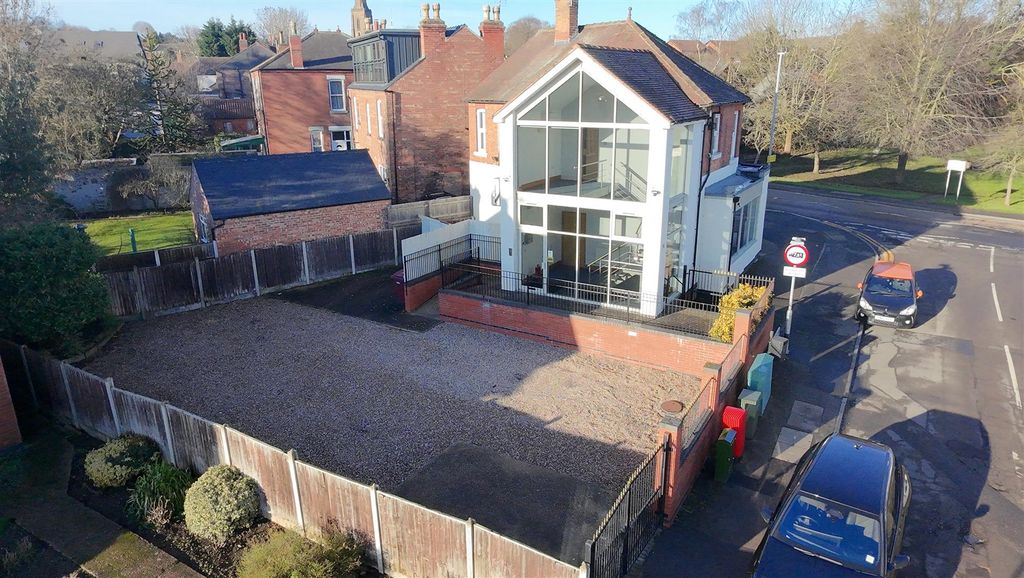 Property photo 2 of 13 Dji_Fly_20260110_132128_0164_1768052151368_Photo_B