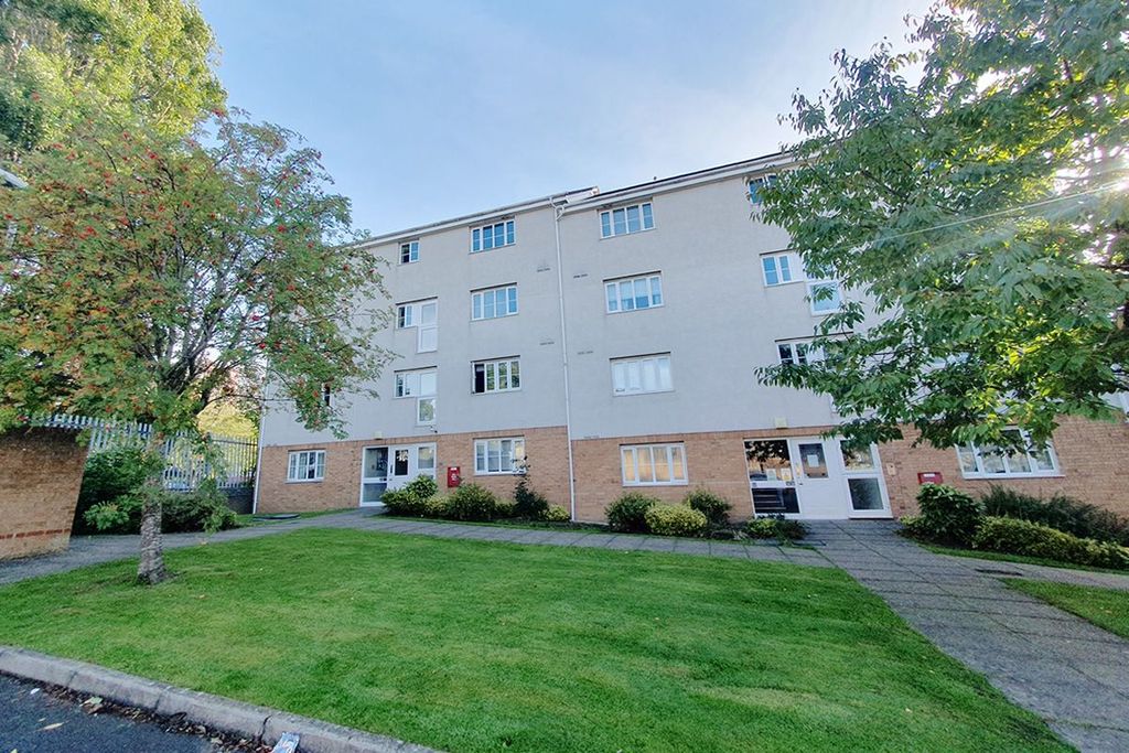Property photo 1 of 8