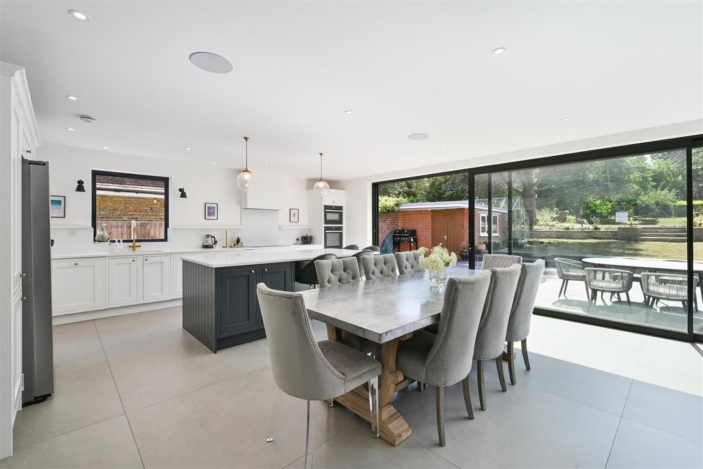 Property photo 2 of 25 Nork Way, 54- (3).Jpg