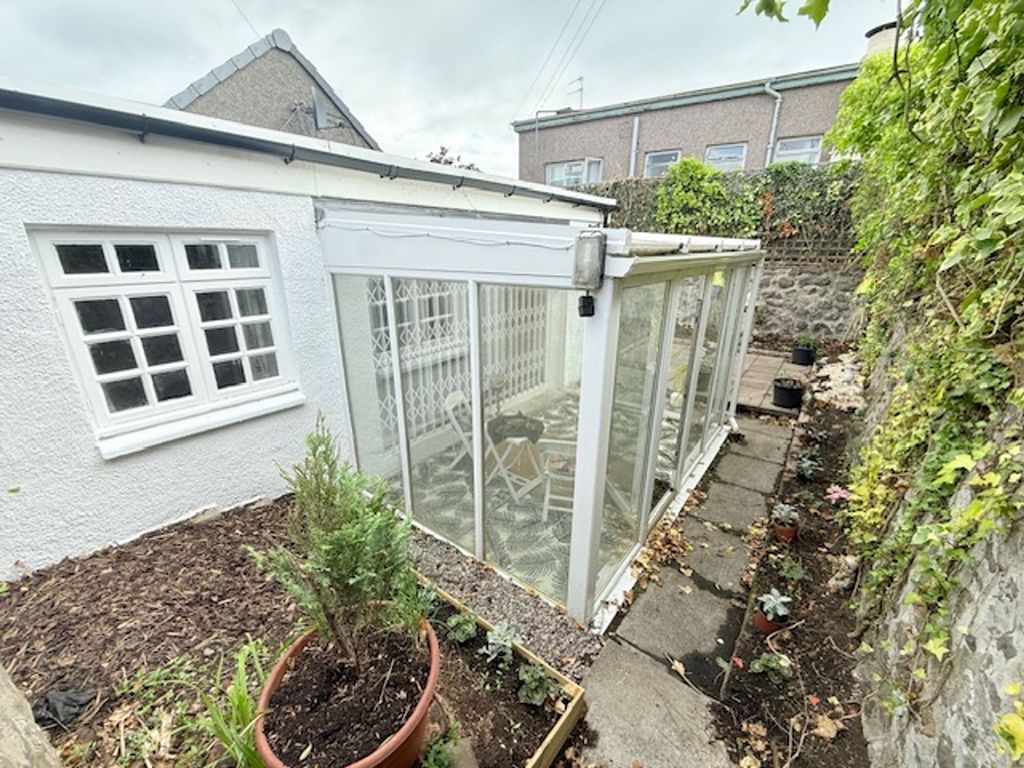 Property photo 3 of 25