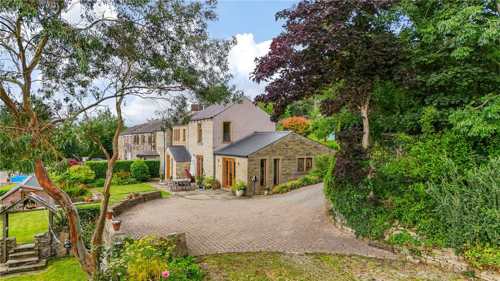 Property photo 1 of 38 External