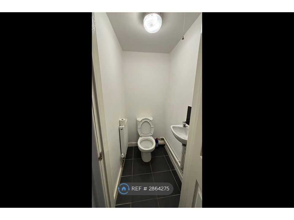Property photo 3 of 15 Wc