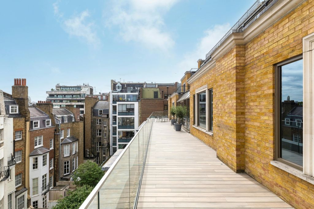 Property photo 3 of 17 _T3A7427 - 090725_Scd_6_Chesterfields_Gardens_Â©_Peter Landers Photography - Large - Use.Jpg