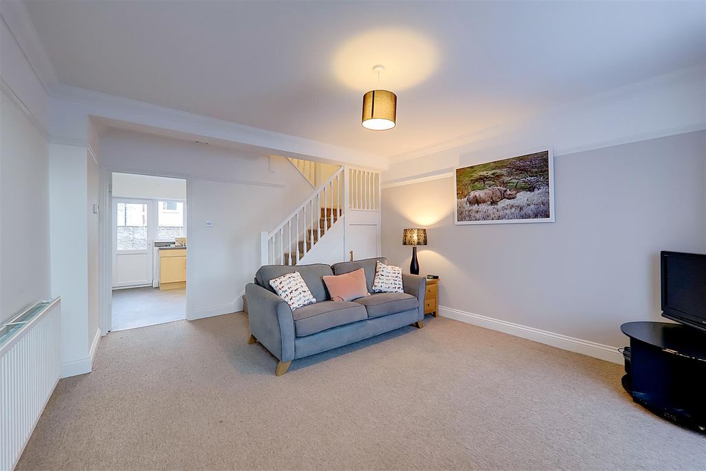 Property photo 3 of 12 Img_3880-Img_3882.Jpg