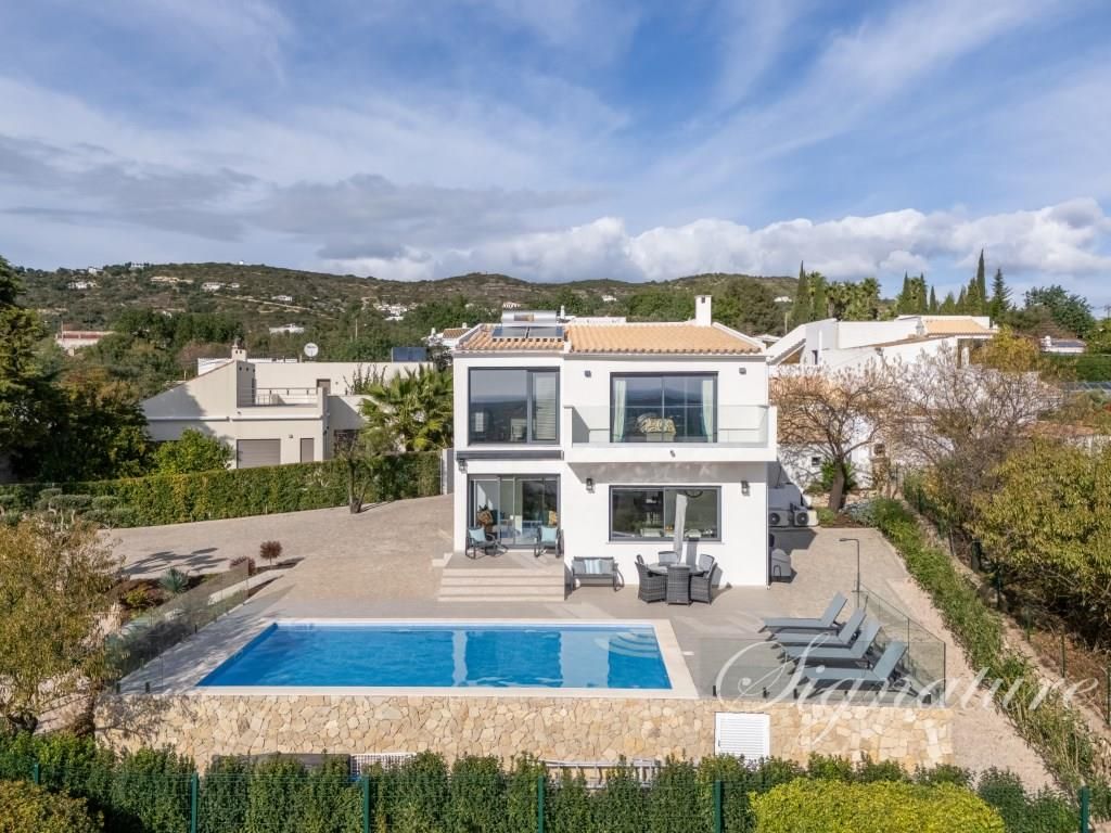 Property photo 1 of 60 Exceptional, Fully Renovated Property Of 6 Bedrooms En Suite, In The Highly Sought-After Area Of San