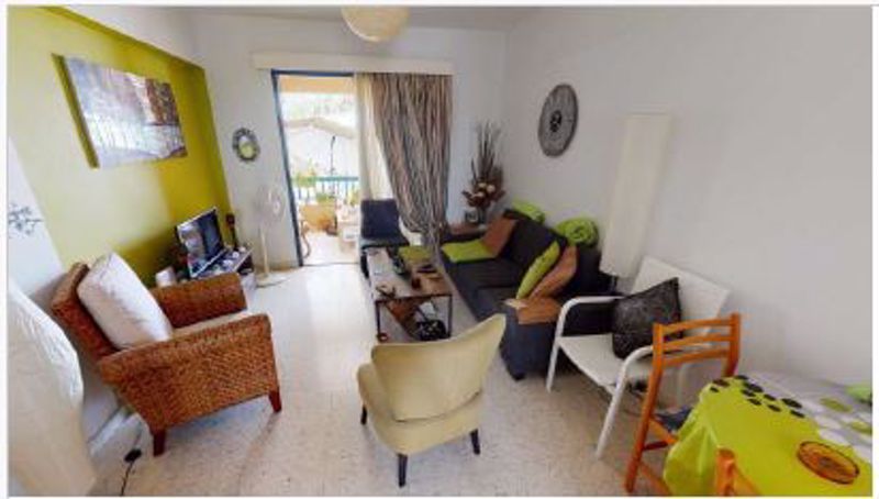 Property photo 1 of 7 Living Area Sample