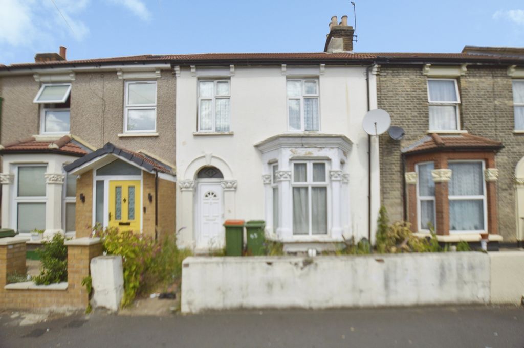 Property photo 1 of 16 Pbox-Img.Jpg