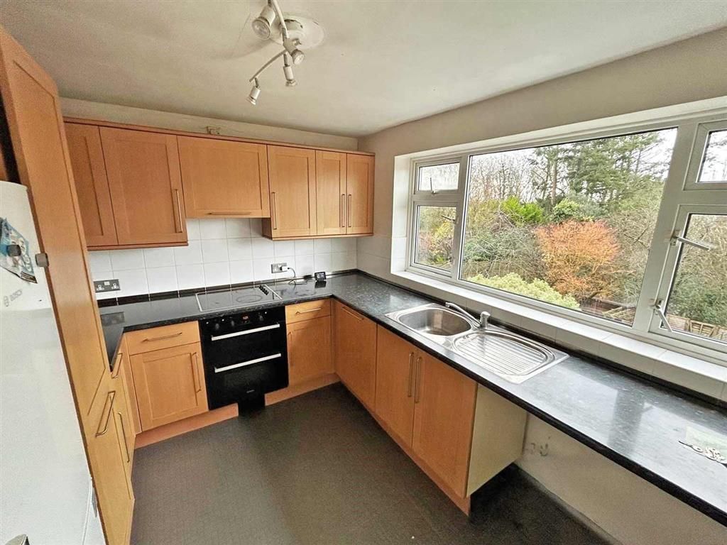 Property photo 3 of 6