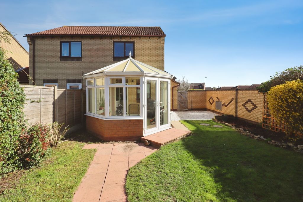Property photo 2 of 14