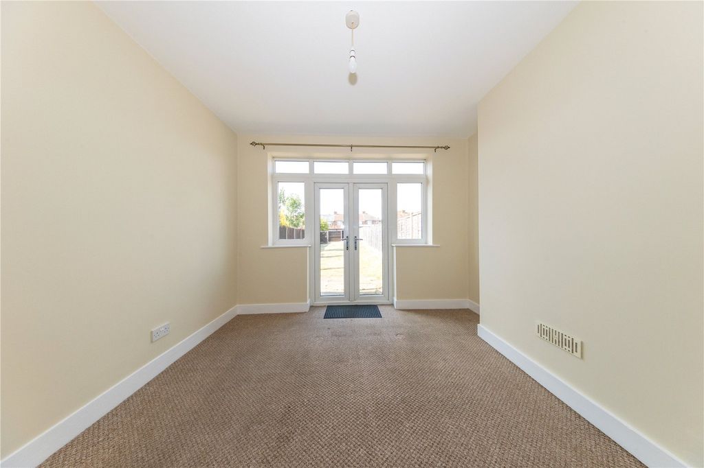 Property photo 3 of 24 Picture No. 07