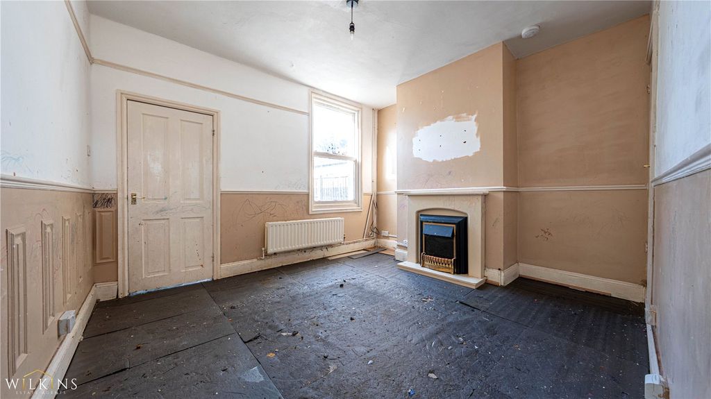 Property photo 3 of 15 Picture No. 08