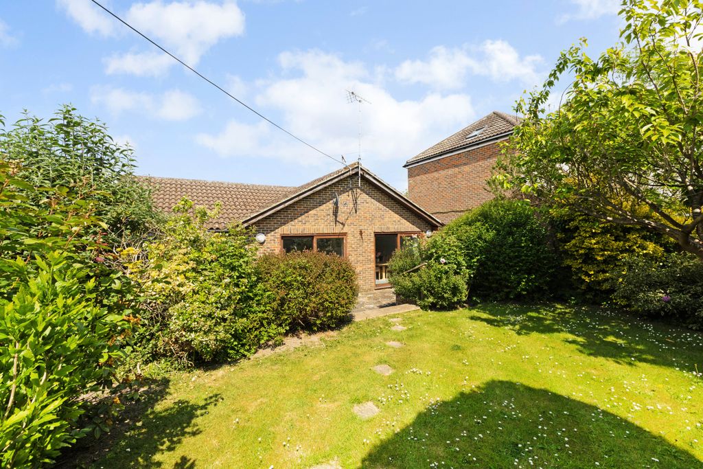 Property photo 1 of 7